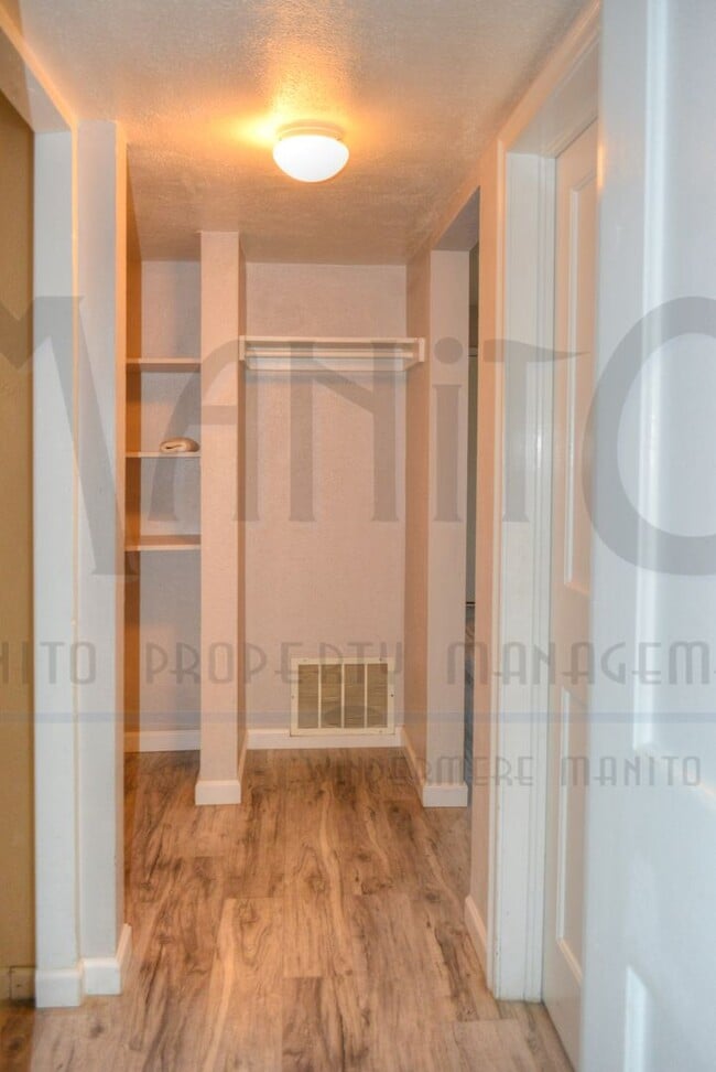 Building Photo - Charming Garden Springs Home