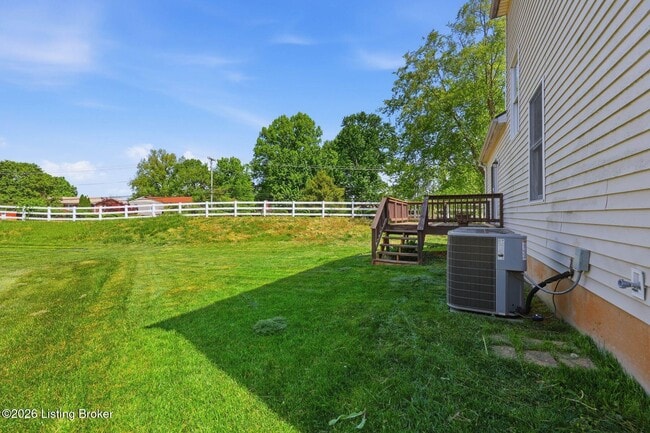 Building Photo - 4029 Orchard Lake Dr