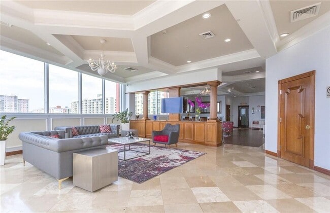 Building Photo - 16900 N Bay Rd