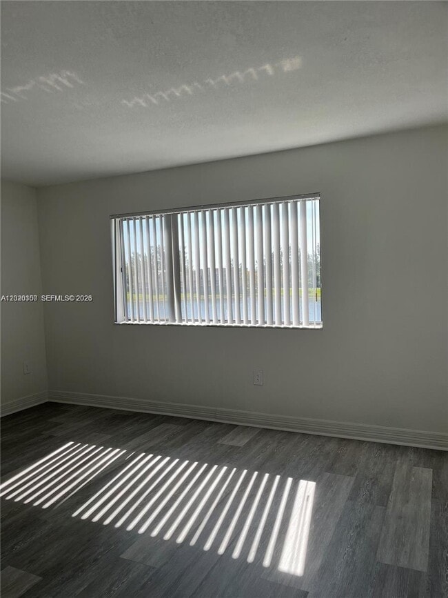 Building Photo - 5200 NW 31st Ave