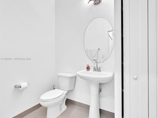 Building Photo - 4936 Whispering Way