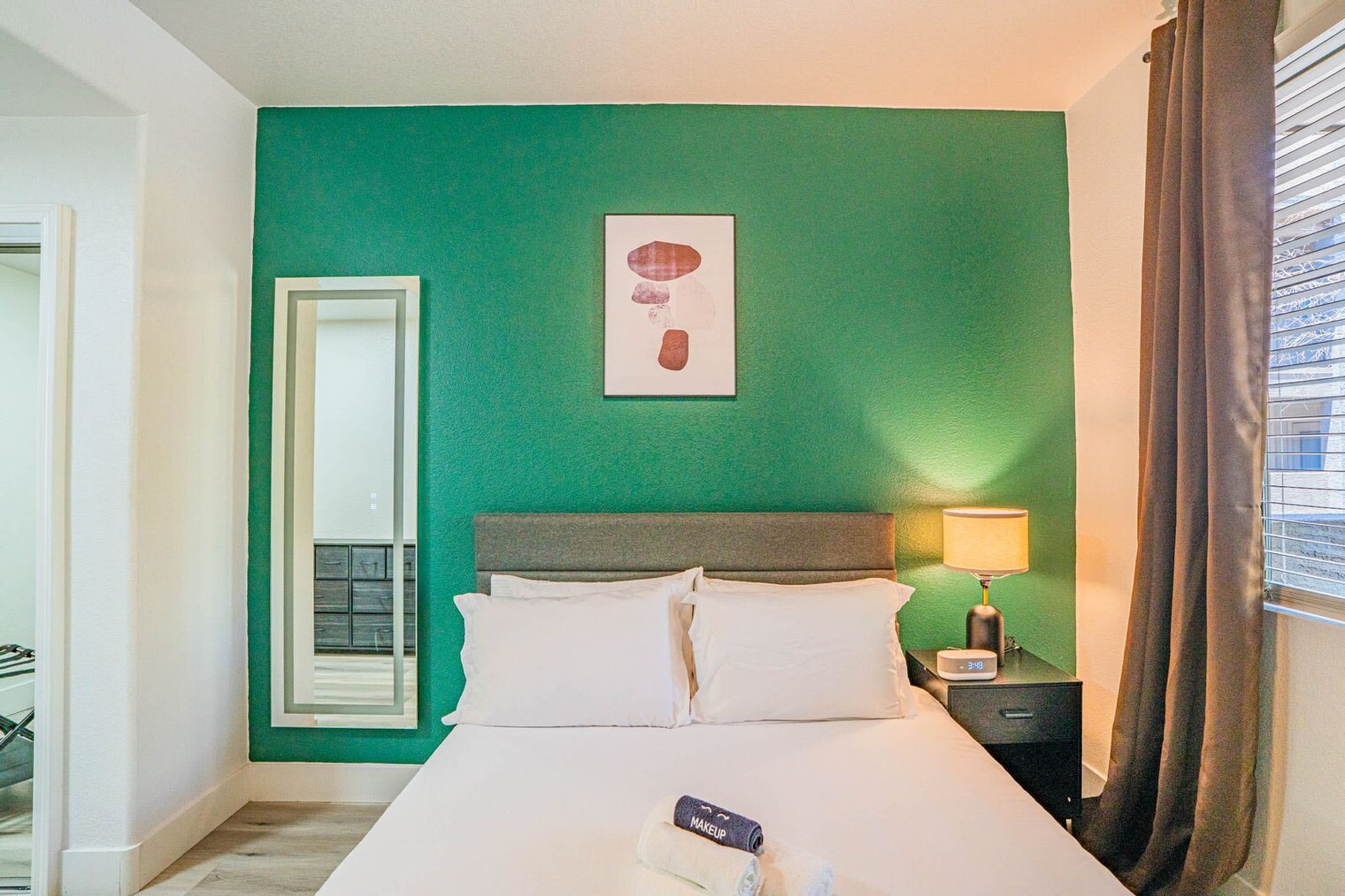 Building Photo - 6610 N 93rd Ave