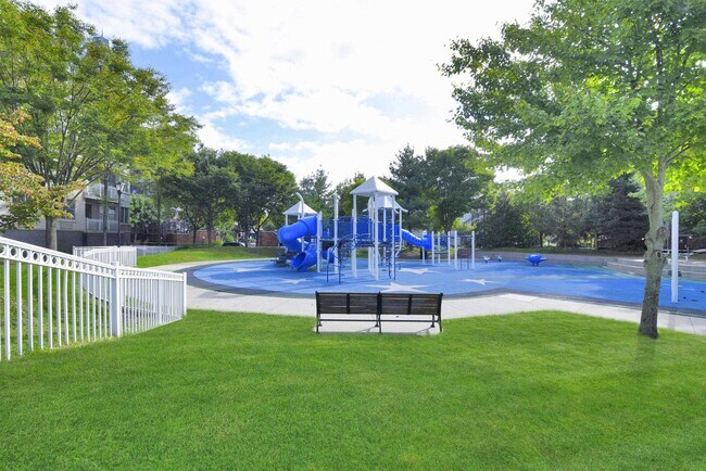 Building Photo - 15 Freedom Way