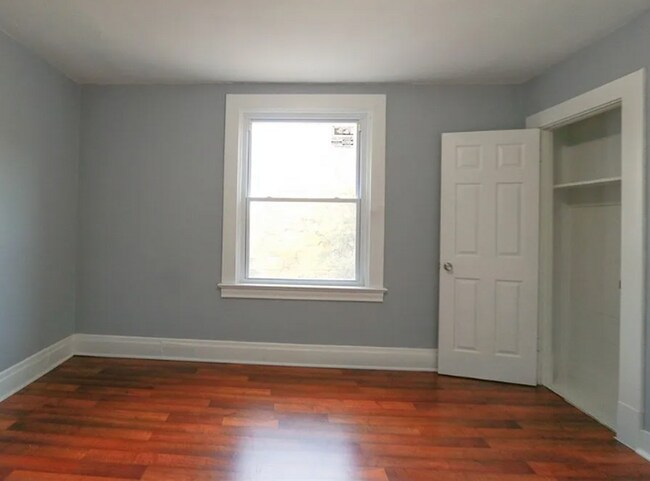 Building Photo - Spacious 4 Bedroom Home in Swissvale