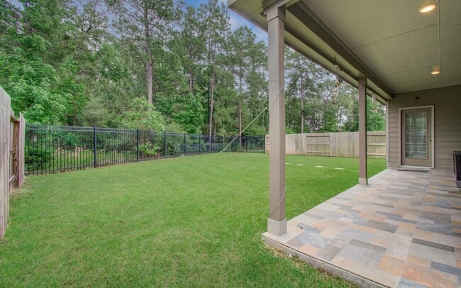 Building Photo - 27817 Ellie Oak Ln
