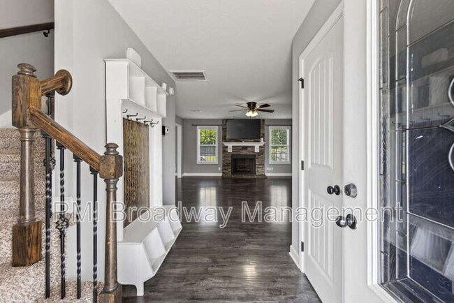 Building Photo - 1259 Eagle's View Dr