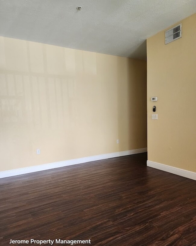 Building Photo - 5011 Sunridge Palms Dr