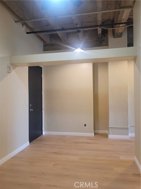 Building Photo - 312 W 5th St