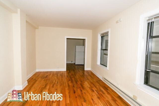 Building Photo - 1337 N Dearborn St