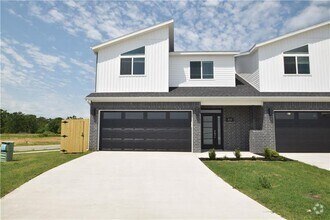 Building Photo - 401 Amethyst Rd