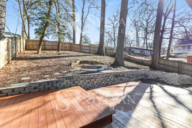 Building Photo - Updated 3BR home in Crownsville available now!