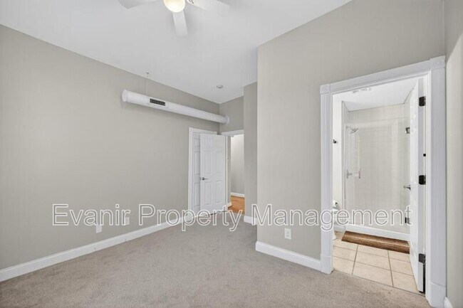 Building Photo - 2151 Fulton Ave