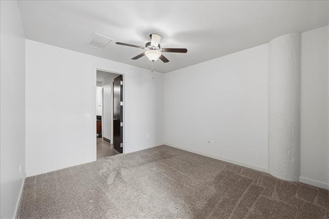 Building Photo - 2600 W 7th St