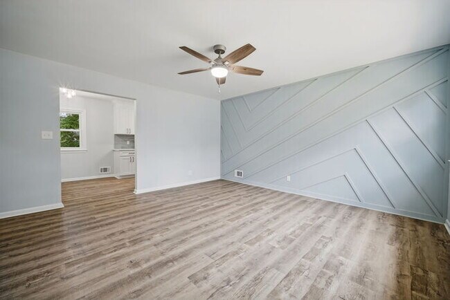 Building Photo - Recently Remodeled, Beautiful 3 Bedroom Home in Norfolk