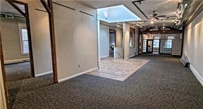 Building Photo - 30 N Main St