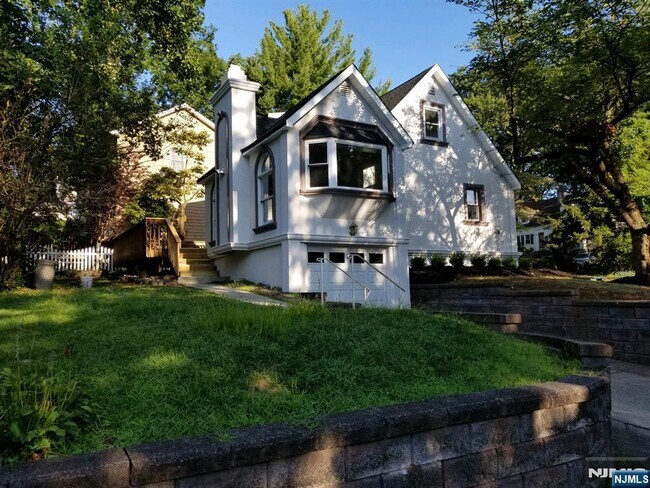 Building Photo - 80 Lexington Ave