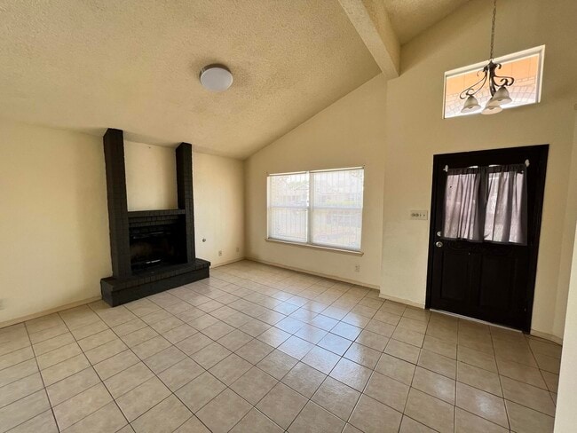 Building Photo - 12116 El Greco Cir