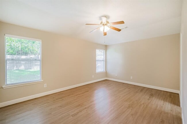 Building Photo - 14527 Golden Cypress Ln