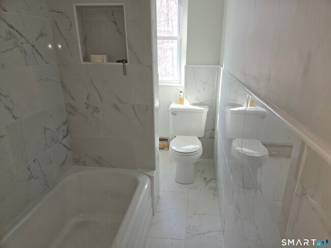 Building Photo - 126 Sherman Ave