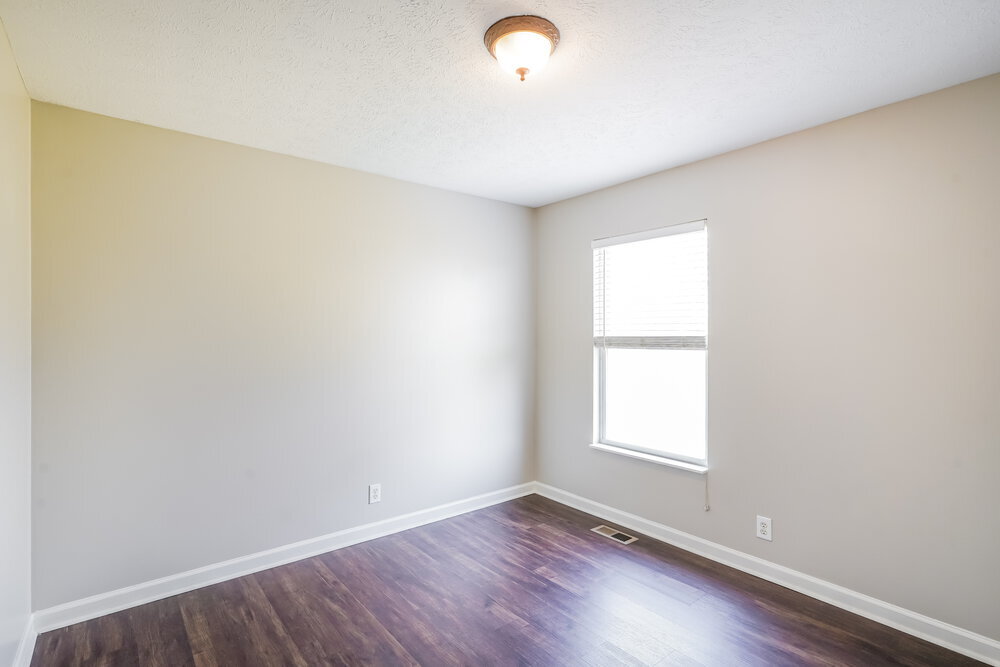 Building Photo - 1701 Stone Hollow Ct