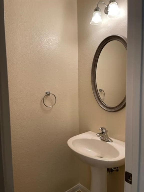 Building Photo - 706 S Frontier Ln