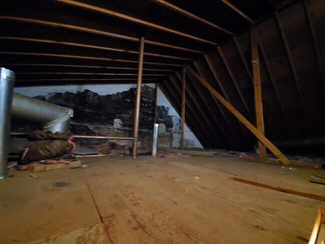 Building Photo - 34 S Hanover St