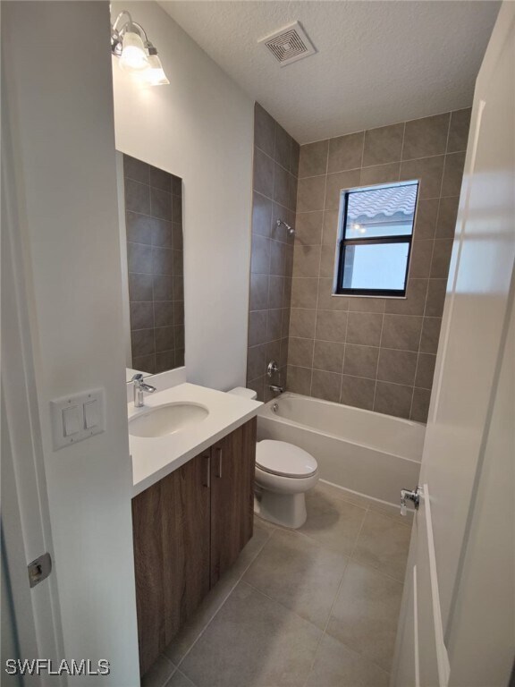 Building Photo - 5642 Carrara Dr