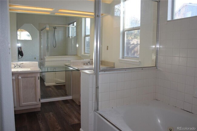 Building Photo - Home in Saddlebrook, Parker!