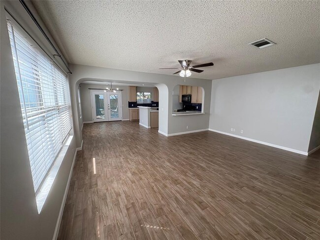 Building Photo - 9617 Copper Creek Dr