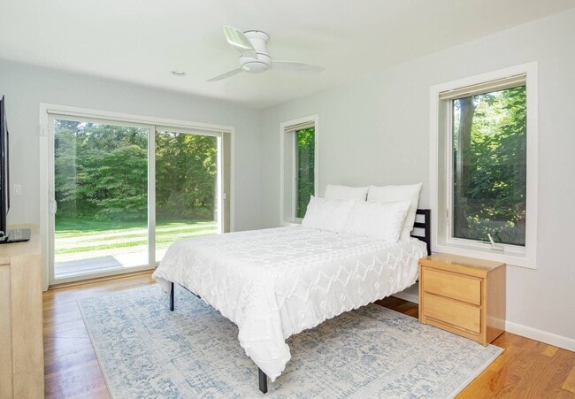 Building Photo - 177 Cove Hollow Rd