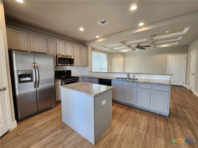 Building Photo - 2021 Rueben Rd