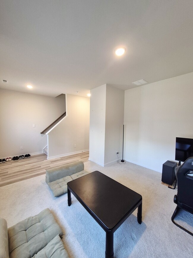 Building Photo - 4012 Pk Trl Dr