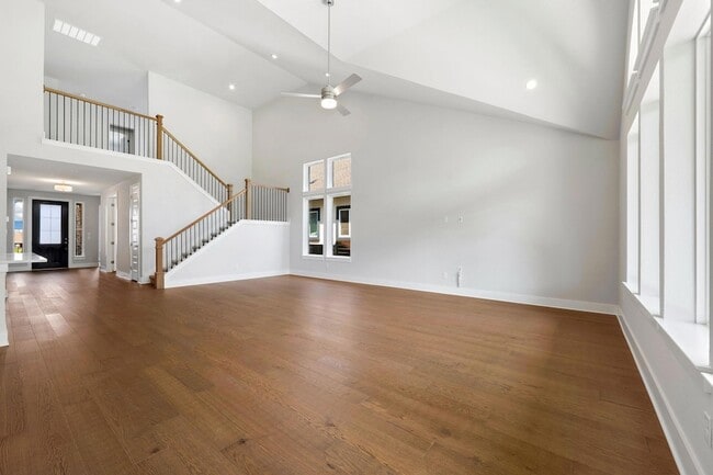 Building Photo - 8208 Bouvreuil Dr