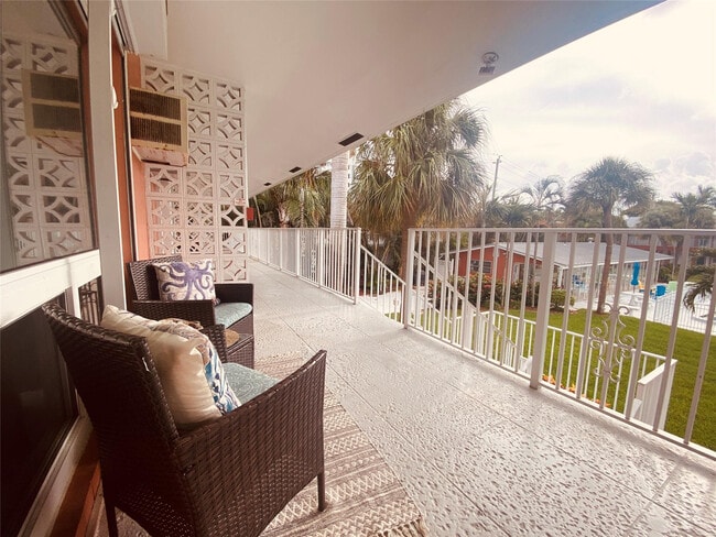 Building Photo - 3212 SE 8th St