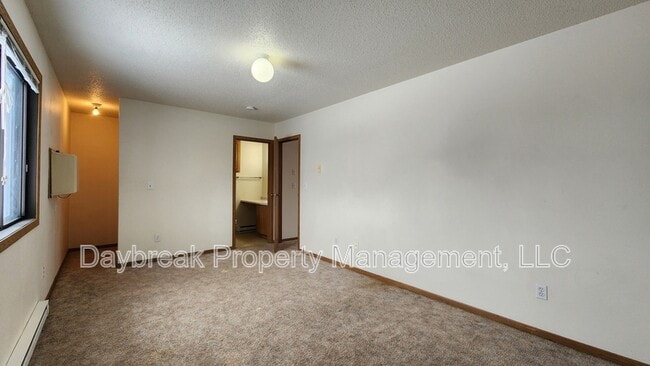 Building Photo - 1305 34th St Cir S