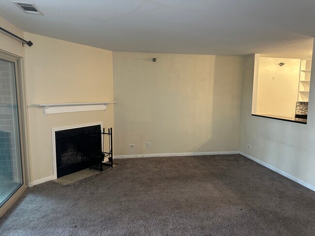 Building Photo - 214 Glengarry Dr