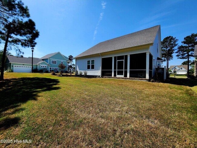 Building Photo - 380 Lake Firefly Loop