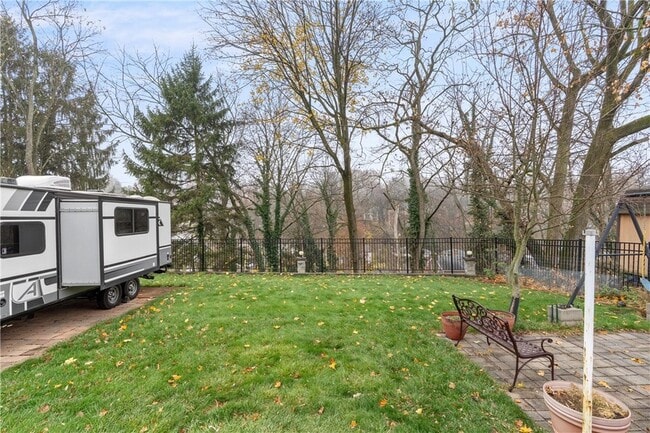 Building Photo - 485 Milbeth Dr