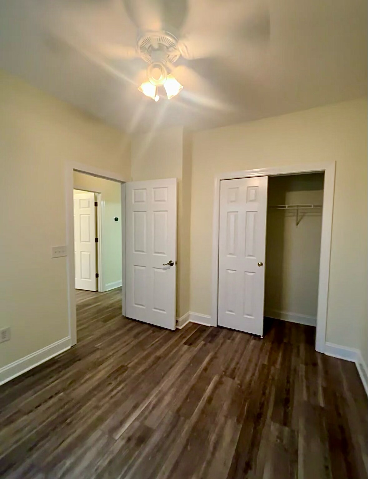 Bedroom 2 with closet - 111 Fountain Pointe Ln