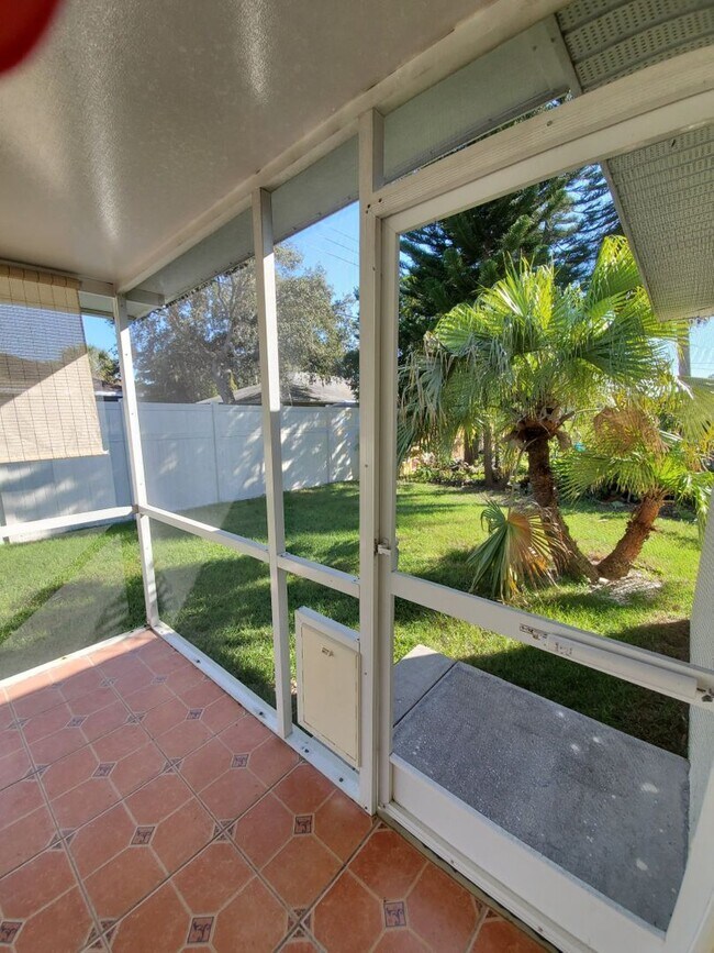 Building Photo - Venice, FL 3BR/2BA/2CG Single Family Home