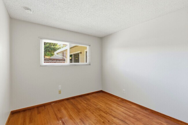 Building Photo - 5880 Taormino Ave