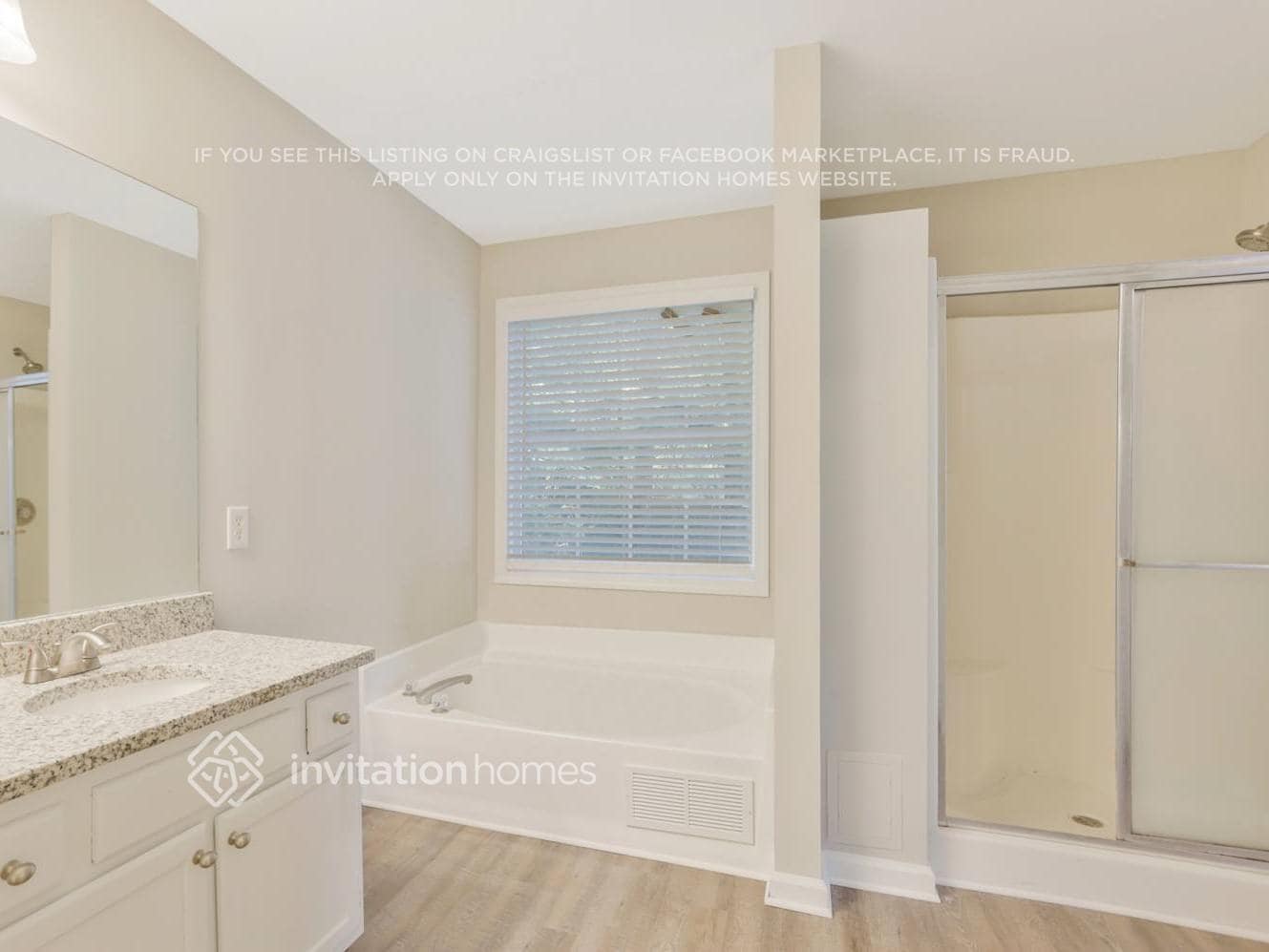Building Photo - 2617 Lone Oak Trail