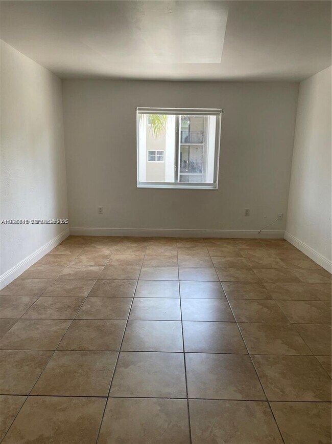 Building Photo - 8607 SW 68th Ct