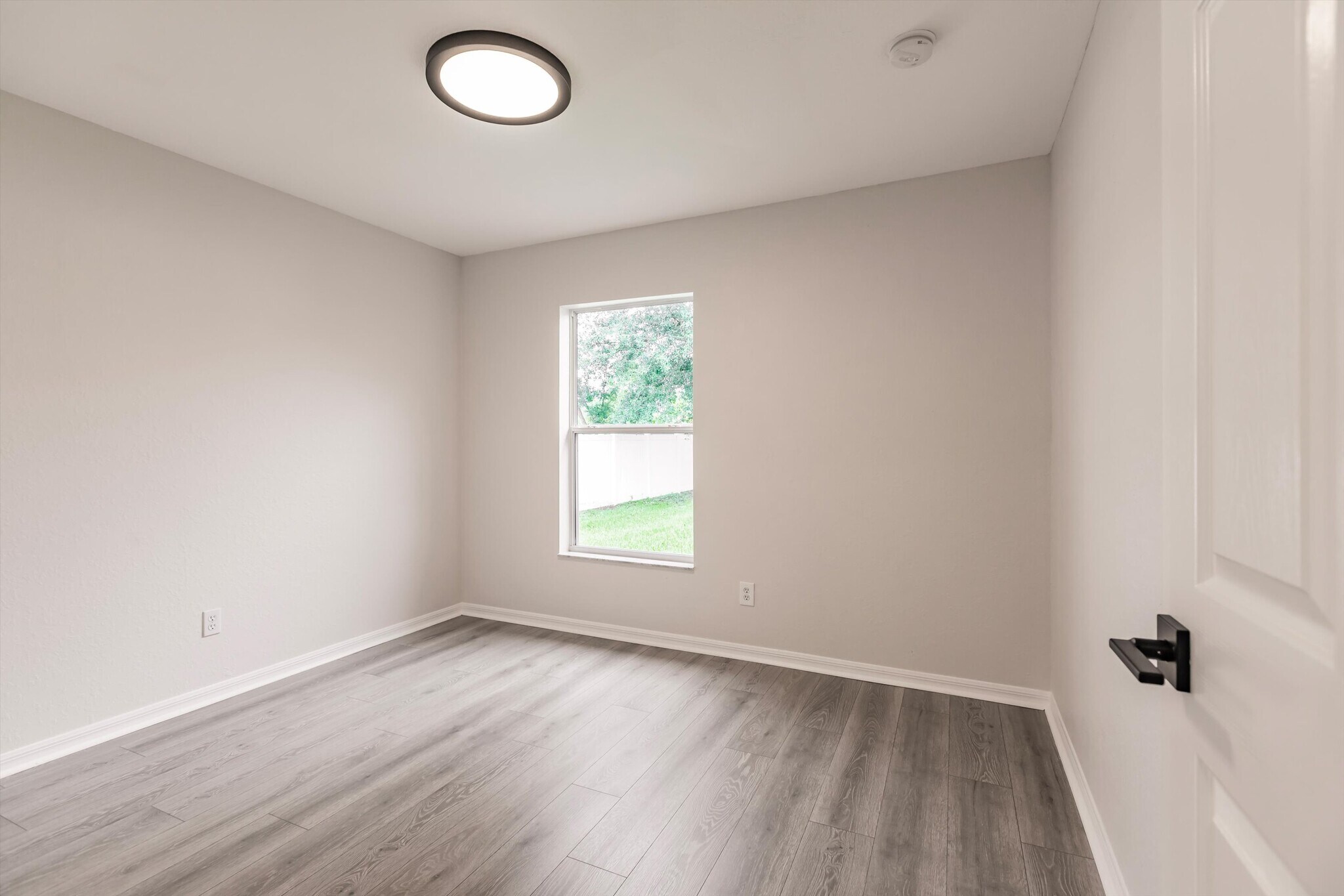 Building Photo - 4132 Mermell Cir