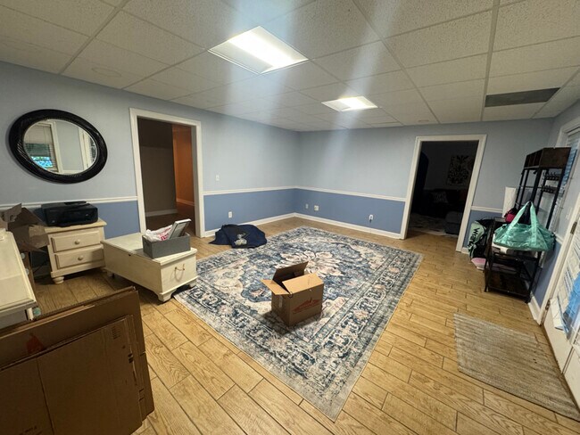 Building Photo - 691 Bear Creek Rd