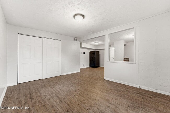 Building Photo - 744 Mackinaw St