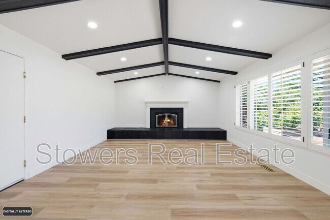 Building Photo - 155 Mountain Canyon Pl