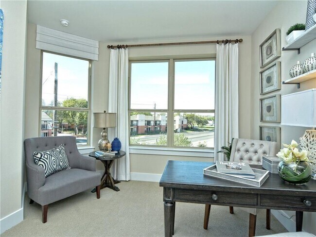 Building Photo - 12504 Red Sparrow St