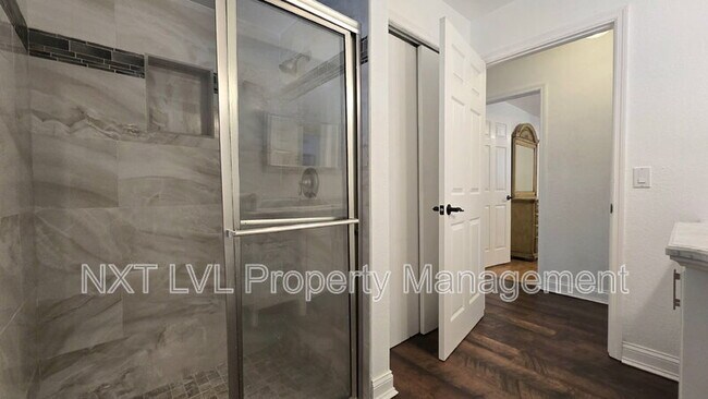 Building Photo - 2317 SW 44th Terrace