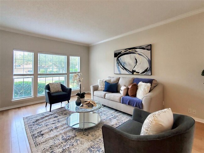 Building Photo - 11105 Crossland Dr
